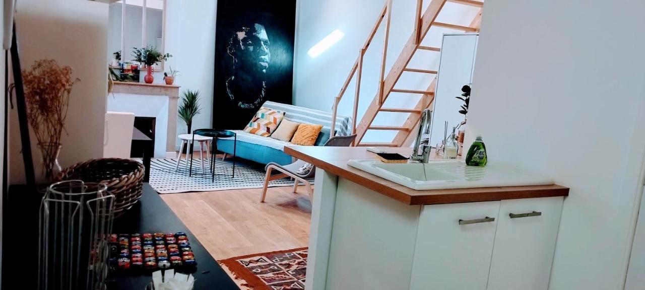 La Maison Des Nomades Netflix Disney Prime Video Avignon Exterior foto