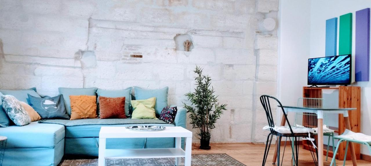 La Maison Des Nomades Netflix Disney Prime Video Avignon Exterior foto